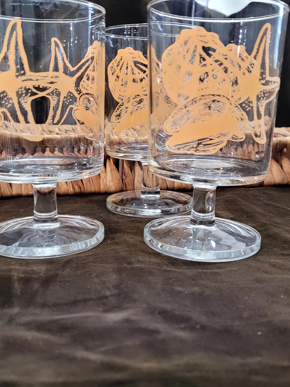 MW Vintage Clear Stemmed Glasses with Orange Sea Shell Design - Set of 3